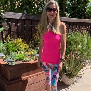 Zyia Hot Pink Copper Charged Tank. XS.